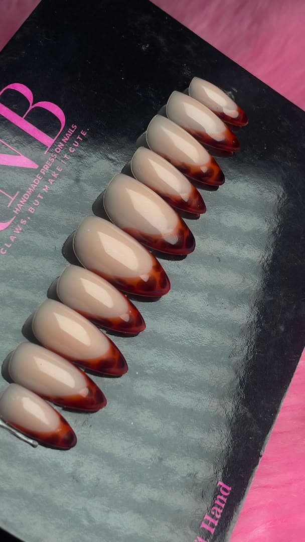 Brown ombre almond acrylic set